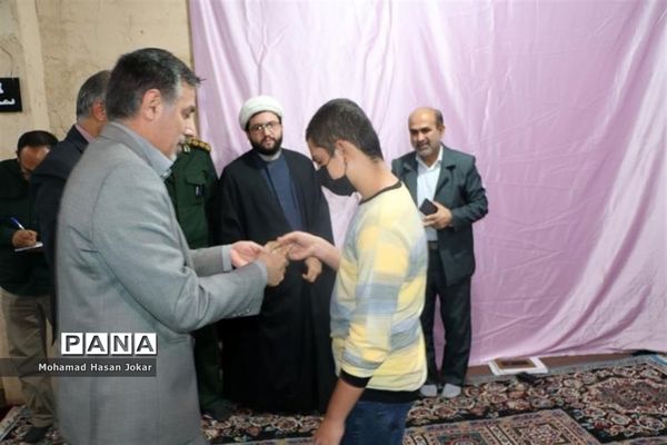 نشست مردمی مدیرکل آموزش و پرورش فارس با مردم شهرک سعدی شیراز