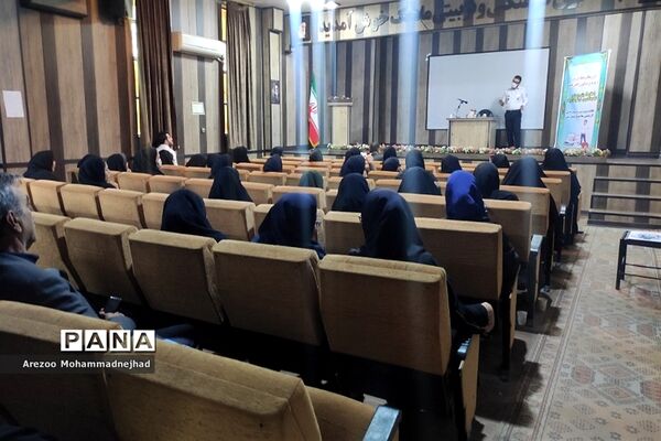 کارگاه آموزش همگانی خدمات اورژانس ویژه مراقبان و رابطان سلامت