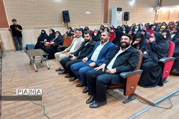 برپایی نشست بصیرتی قرارگاه جهاد تبیین در ملارد