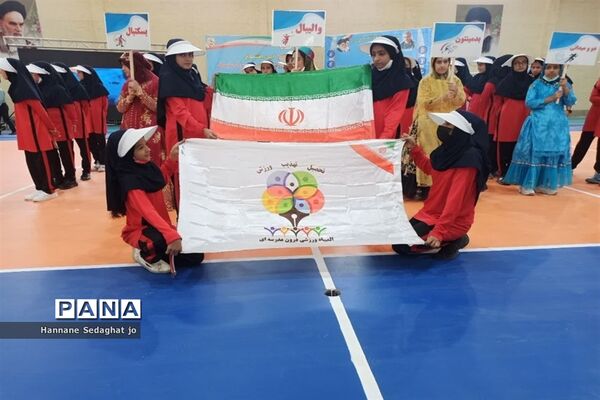 آیین افتتاحیه سالن ورزشی زنده‌یاد حسینعلی طباطبایی در هفته تربیت‌بدنی در شیراز