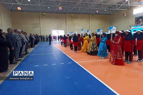 آیین افتتاحیه سالن ورزشی زنده‌یاد حسینعلی طباطبایی در هفته تربیت‌بدنی در شیراز