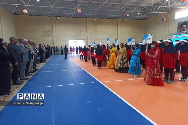 آیین افتتاحیه سالن ورزشی زنده‌یاد حسینعلی طباطبایی در هفته تربیت‌بدنی در شیراز