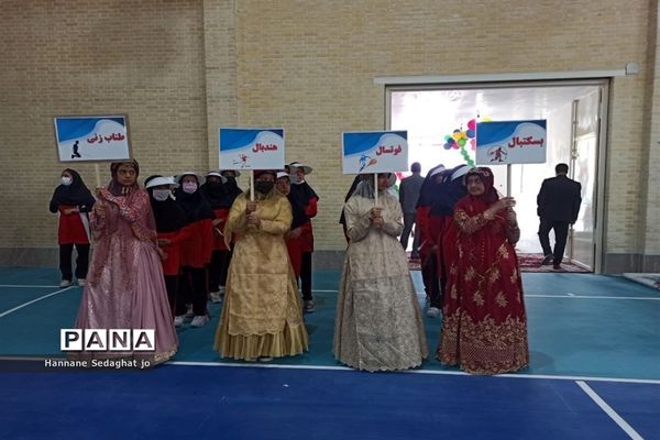 آیین افتتاحیه سالن ورزشی زنده‌یاد حسینعلی طباطبایی در هفته تربیت‌بدنی در شیراز