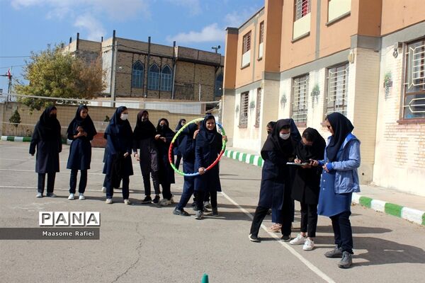 برگزاری مسابقات ورزشی انفرادی و گروهی در دبیرستان عفاف شهرستان گلبهار
