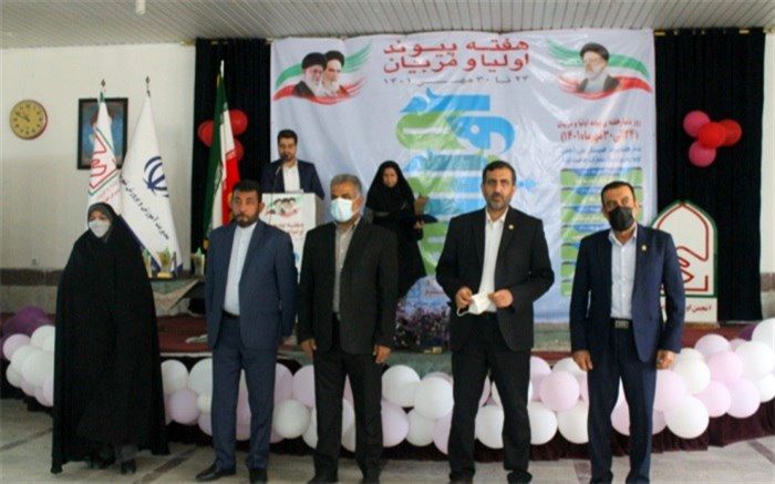 خانه و مدرسه دو رکن اساسی تربیت دانش‌آموزان و بروز استعدادهای آن‌ها است