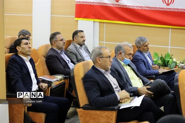 نشست اعضای شورای آموزش و پرورش استان کرمانشاه