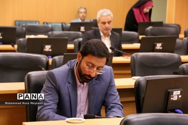 ششمین جلسه شورای آموزش و پرورش استان سمنان در سال 1401