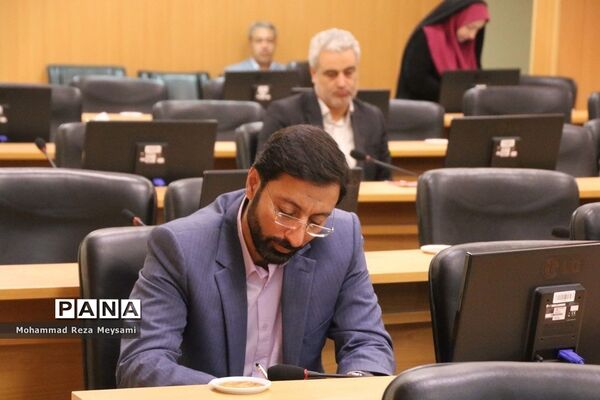 ششمین جلسه شورای آموزش و پرورش استان سمنان در سال 1401