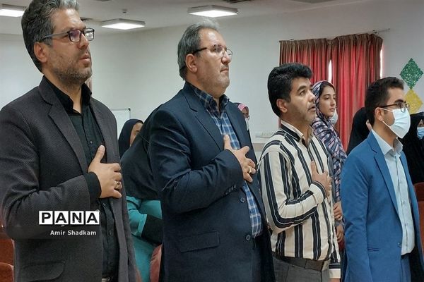 آیین تجلیل از برگزیدگان جشنواره «سکوی ایران قوی» در شهرستان سمنان