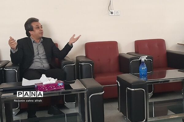 کارگاه مهارت‌های زندگی و پیشگیری از اعتیاد در آموزش و‌ پرورش رودهن
