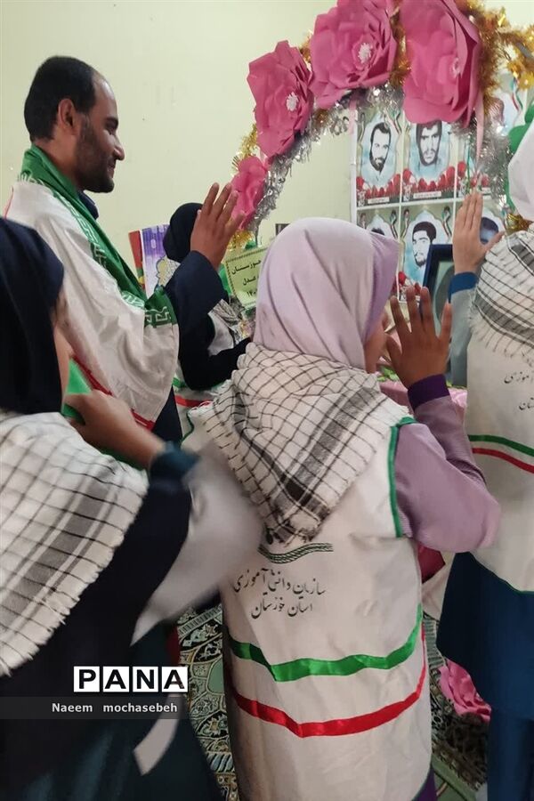 پویش لبیک یا خامنه‌ای در مدارس دخترانه شهرستان شادگان