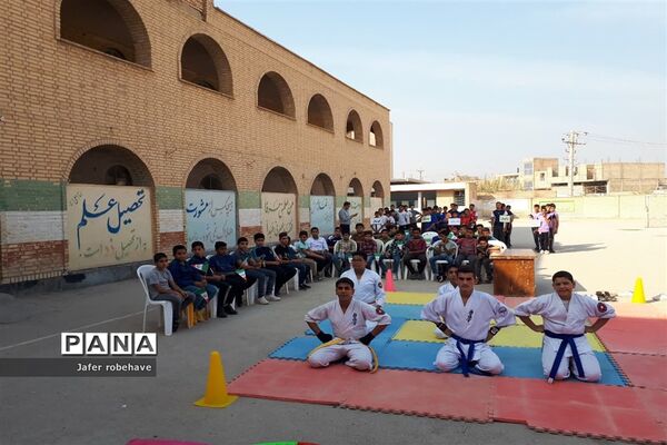 آیین افتتاحیه المپیاد ورزشی درون مدرسه‌ای در شادگان