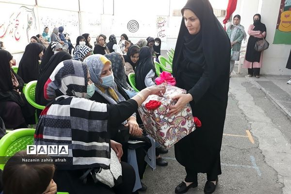 انتخابات انجمن اولیا و مربیان در دبستان حضرت زهرا(س) رودهن