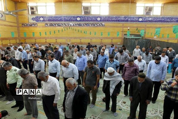 حضور با شکوه مردم ولایتمدار بخش جوادآباد در نماز جمعه