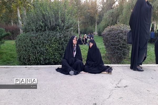 جشن وحدت و همایش بانوان مهدوی در شهرستان فلاورجان