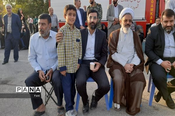 جشن وحدت و همایش بانوان مهدوی در شهرستان فلاورجان