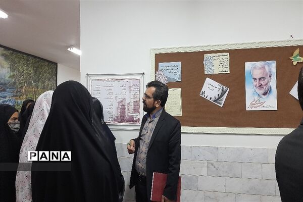 بازدید معاون آموزش متوسطه اداره‌کل آموزش و پرورش استان خراسان جنوبی از مدارس شبانه‌روزی شهر مود