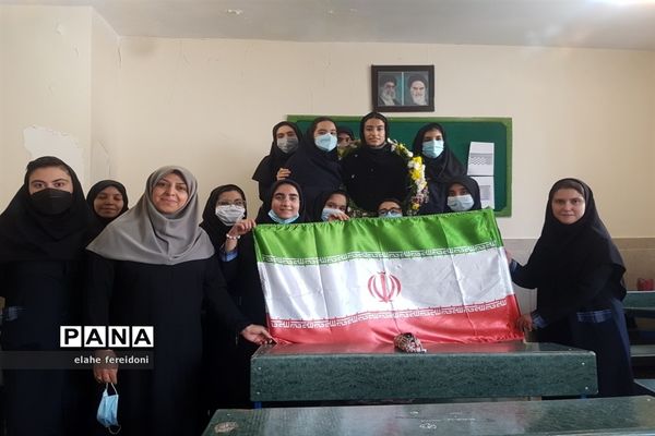 مراسم استقبال و تقدیر از نازنین فاطمه عیدیان صاحب مدال طلا آسیایی