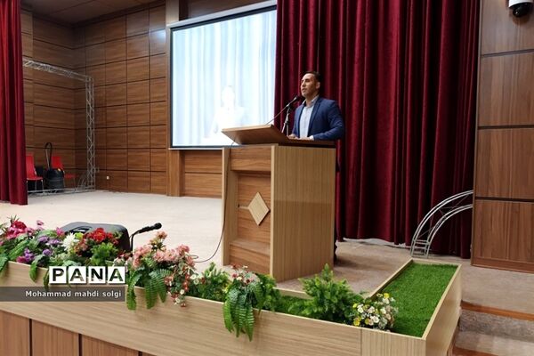 تجلیل از دبیران ورزش شهرستان شهریار به‌مناسبت هفته تربیت‌بدنی
