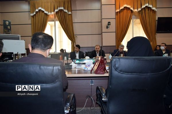 جلسه توجیهی طرح شهردار مدرسه در منطقه ۱۴