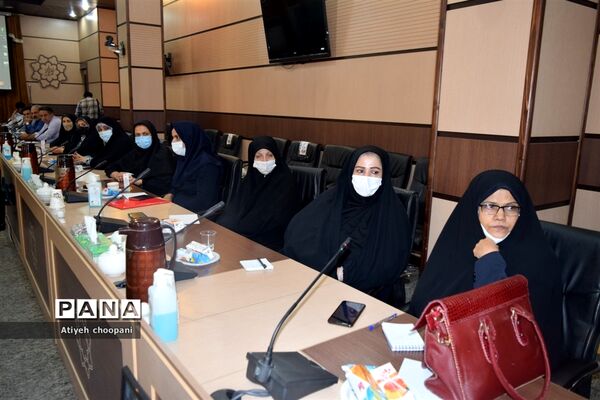 جلسه توجیهی طرح شهردار مدرسه در منطقه ۱۴