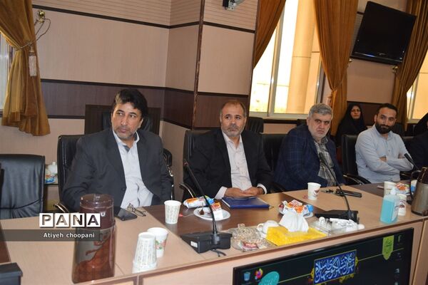 جلسه توجیهی طرح شهردار مدرسه در منطقه ۱۴