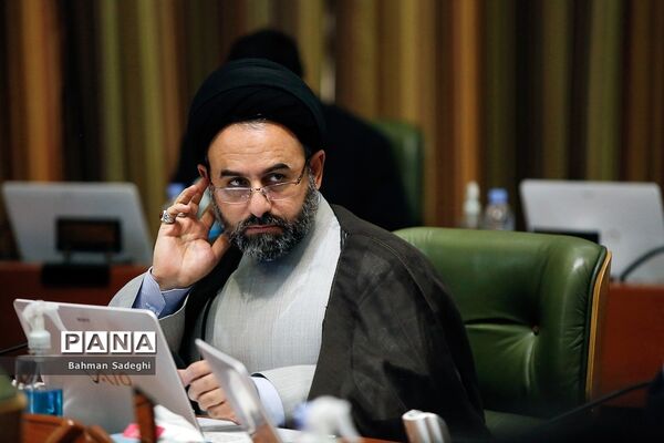 نود و نهمین جلسه شورای شهر تهران