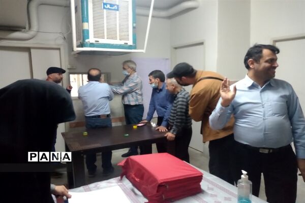 اولین روز برگزاری مسابقات‌ تیراندازی در آموزش و پرورش منطقه ۶