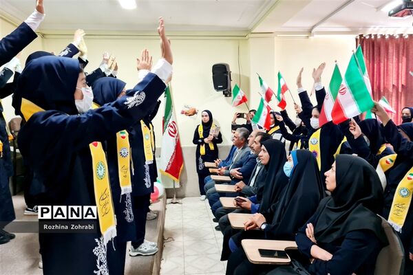 برگزاری همایش مهربان ترین پدر در ناحیه یک شیراز