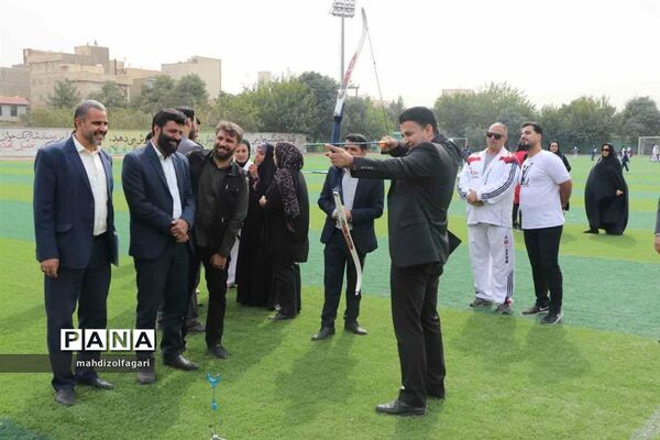 افتتاحیه چهلمین دوره مسابقات ورزشی درون مدرسه ای ناحیه دو شهرری