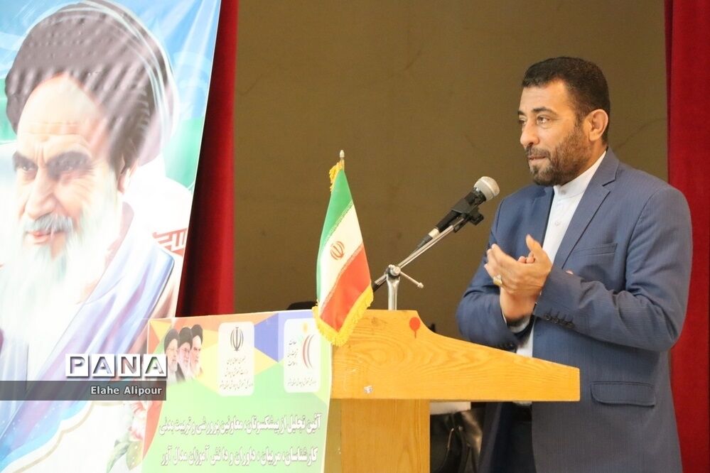 آئین تجلیل از پیشکسوتان ‌تربیت‌بدنی و دانش‌آموزان مدال‌آور استان بوشهر