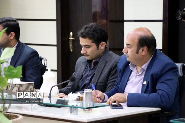 جلسه شورای اداری معاونت پرورشی و فرهنگی اداره کل آموزش و پرورش استان بوشهر