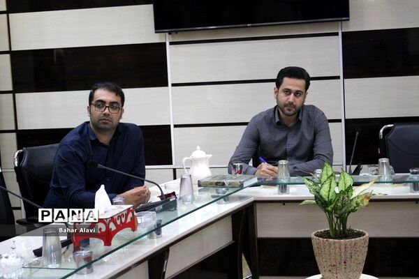 جلسه شورای اداری معاونت پرورشی و فرهنگی اداره کل آموزش و پرورش استان بوشهر