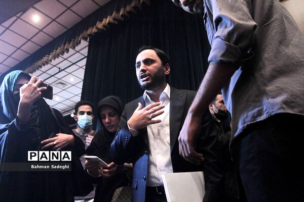 نشست سخنگوی دولت با دانشجویان دانشگاه خواجه نصیرالدین طوسی