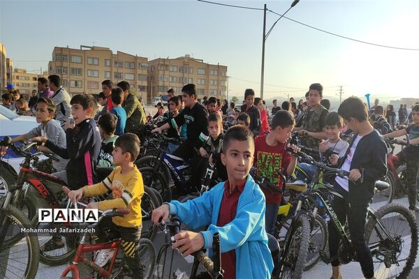 همایش دوچرخه‌سواری در اصفهان