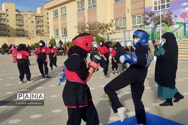 برگزاری المپیاد دانش‌آموزی در دبیرستان مرضیه