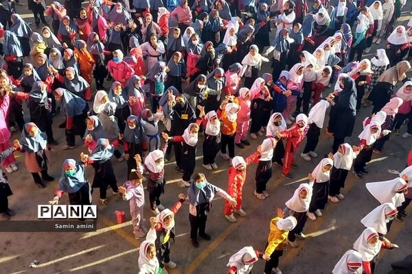 یک روز شاد ورزشی در مدرسه حضرت زینب و خدیجه(س) رودهن