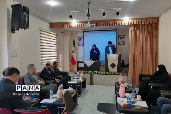 برگزاری نشست بصیرتی در آموزش و‌ پرورش رودهن