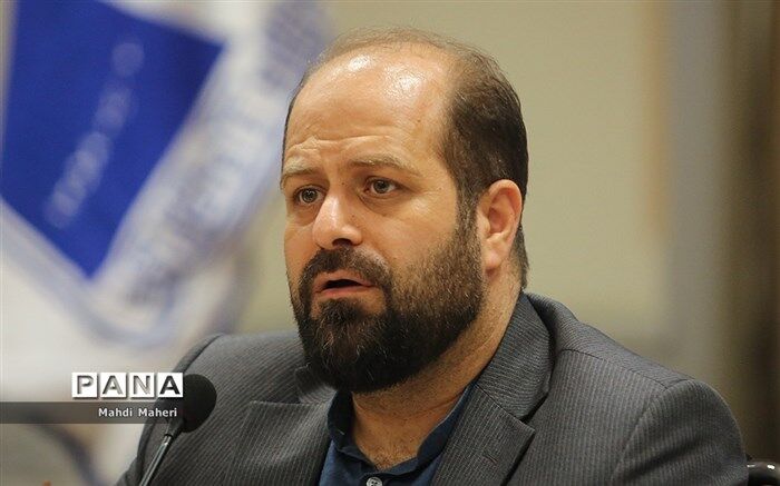 اتباع همانند هموطنان ایرانی از آموزش رایگان برخوردار هستند