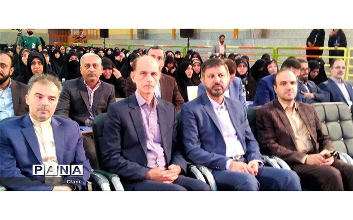 رشد قابل‌ملاحظه‌ اشتغال آفرینی در مدارس داشته‌ایم