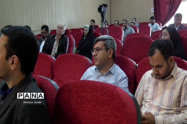 نشست خبری نماینده ترشیز با اصحاب رسانه شهرستان کاشمر