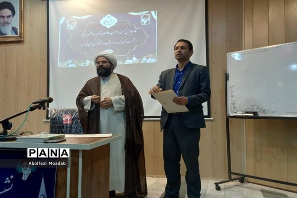 نشست خبری نماینده ترشیز با اصحاب رسانه شهرستان کاشمر