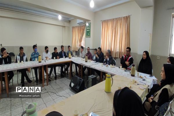 نشست تشکیلات دانش‌آموزی گلستان