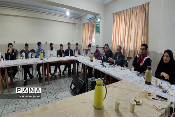 نشست تشکیلات دانش‌آموزی گلستان