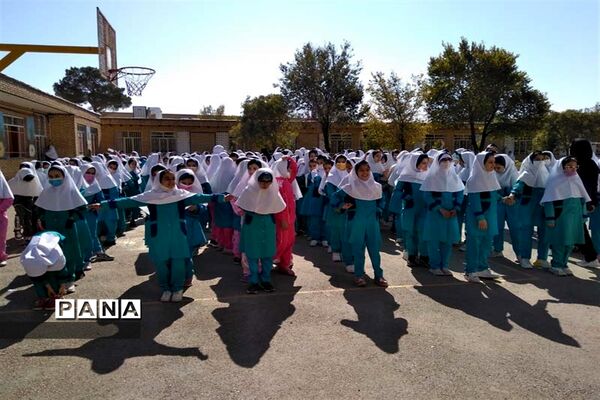 گرامیداشت هفته تربیت‌بدنی در مدارس آباده