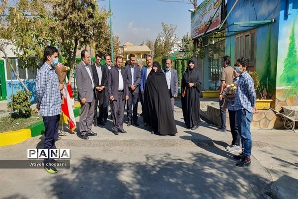 برگزاری نشست هم‌اندیشی مدیر و مسئولان اداره آموزش و پرورش منطقه ۲ با شهردار منطقه