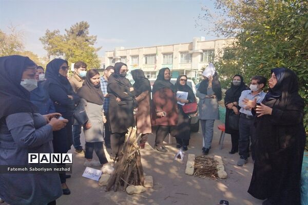 برگزاری کارگاه آموزشی مربیان سازمان دانش‌آموزی ناحیه ۳ شیراز