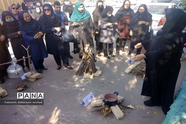 برگزاری کارگاه آموزشی مربیان سازمان دانش‌آموزی ناحیه ۳ شیراز