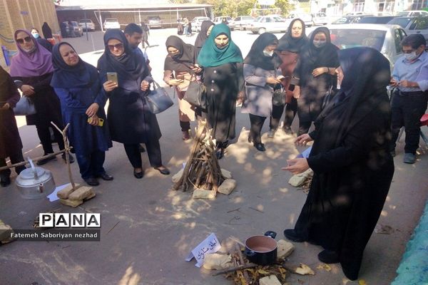 برگزاری کارگاه آموزشی مربیان سازمان دانش‌آموزی ناحیه ۳ شیراز