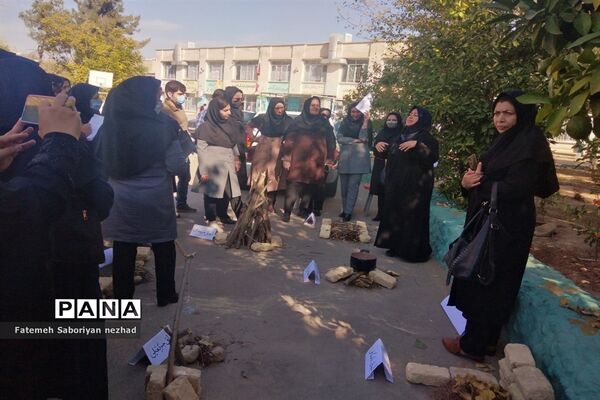 برگزاری کارگاه آموزشی مربیان سازمان دانش‌آموزی ناحیه ۳ شیراز